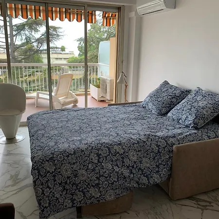 F1 Au Calme Dans La Verdure, Terrasse, Piscine Et Parking Apartment Nice